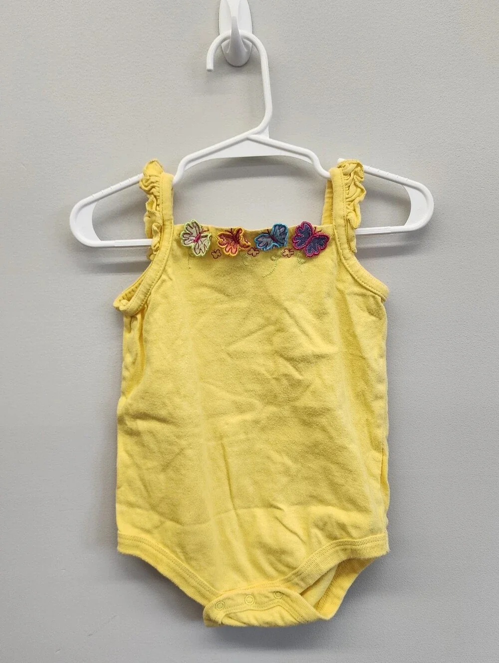 Faded Glory Baby Girls Yellow Floral Ruffle Bodysuit 6-9M Y2K 100% Cotton